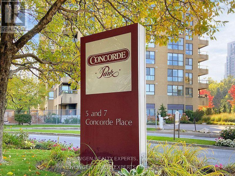 #910 - 7 Concorde Place, Toronto, Ontario  M3C 3N4 - Photo 2 - C13748094