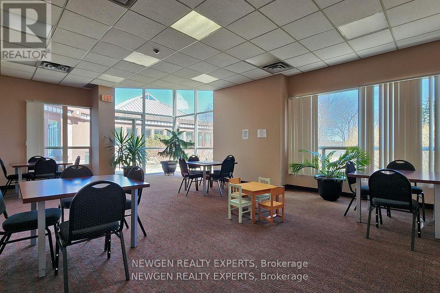 #910 - 7 Concorde Place, Toronto, Ontario  M3C 3N4 - Photo 6 - C13748094