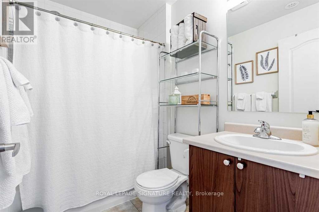 2 - 261 John Way W, Aurora, Ontario  L4G 0S8 - Photo 11 - N13748104