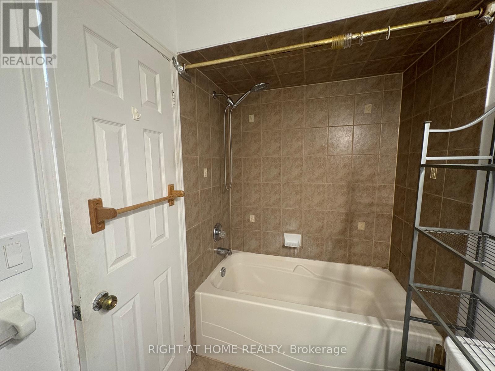 55 Sunley Crescent, Brampton, Ontario  L6Y 5B8 - Photo 20 - W13748108