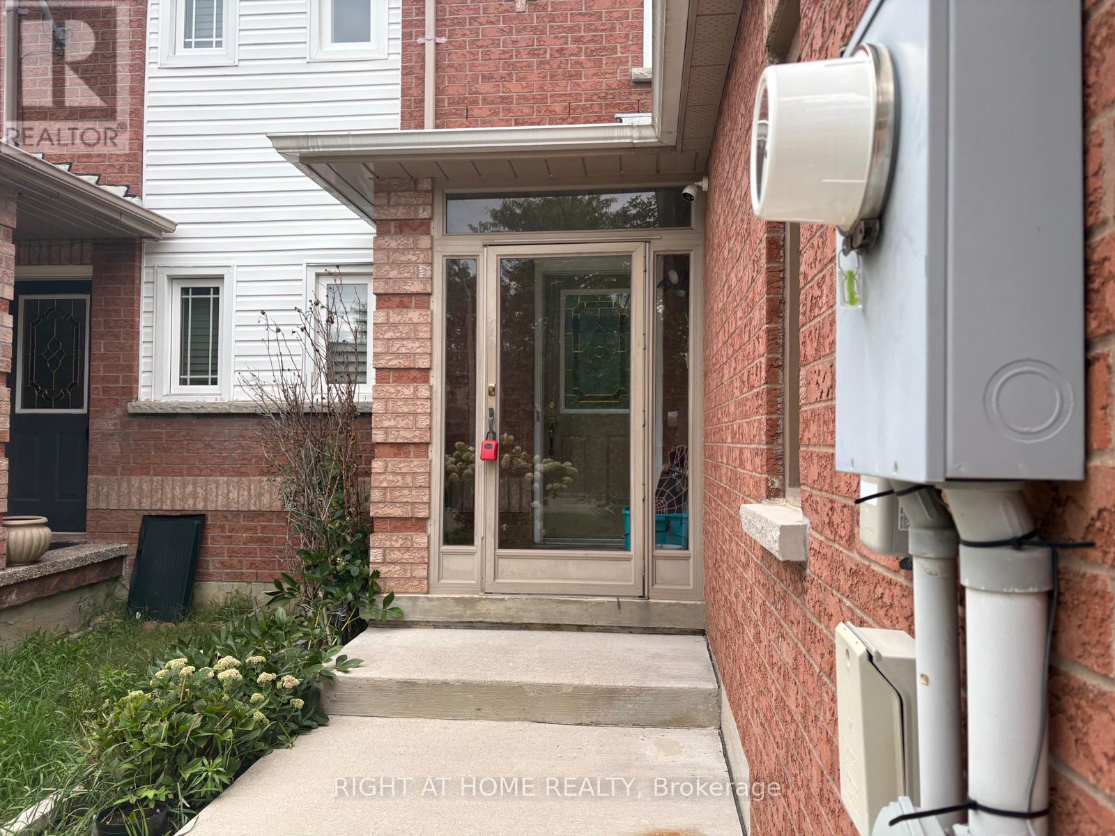 55 Sunley Crescent, Brampton, Ontario  L6Y 5B8 - Photo 26 - W13748108