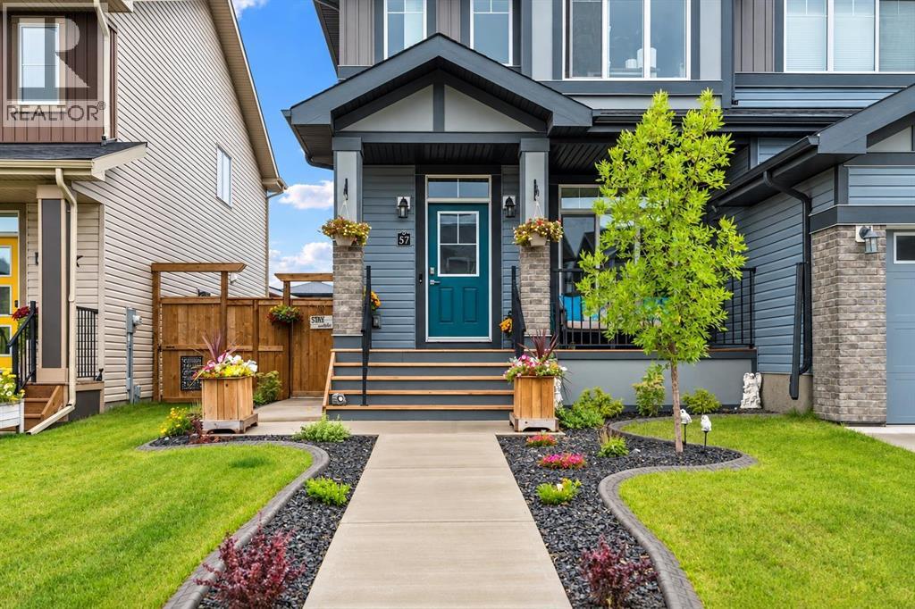 57 Granite Avenue, Cochrane, Alberta  T4C 3C1 - Photo 2 - A2341262