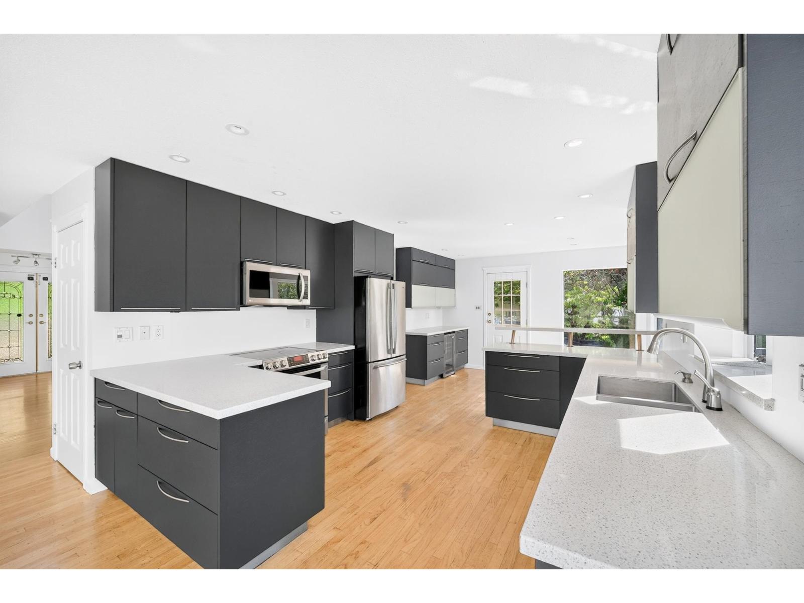 16290 78a Avenue, Surrey, British Columbia  V4N 0M8 - Photo 8 - R3161592