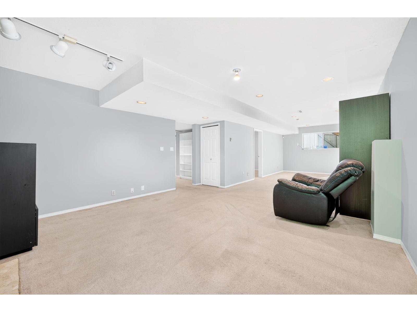 16290 78a Avenue, Surrey, British Columbia  V4N 0M8 - Photo 38 - R3161592