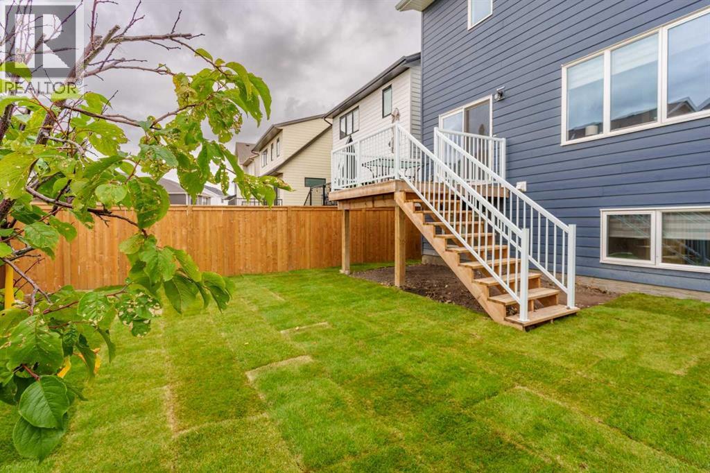 48 Willow Green Sw, Airdrie, Alberta  T4B 5M3 - Photo 5 - A2329165