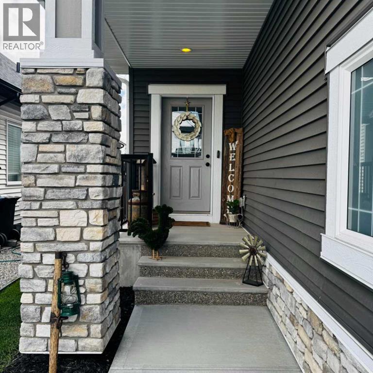 46 Amery Crescent, Crossfield, Alberta  T0M 0S0 - Photo 2 - A2342637