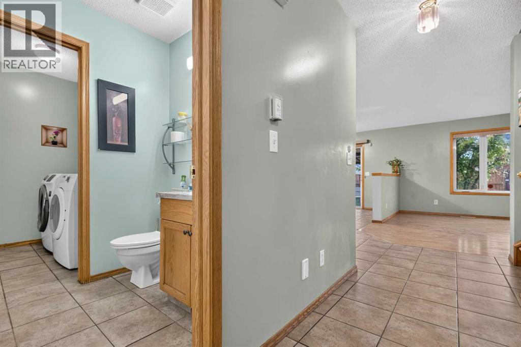 179 Erin Park Drive SE, Calgary, Alberta  T3B 3L5 - Photo 13 - A2342752
