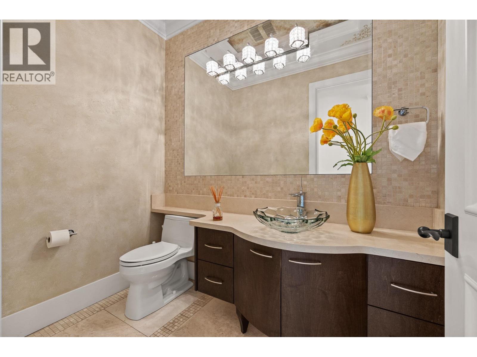 6260 Chatsworth Road, Richmond, British Columbia  V7C 3S3 - Photo 14 - R3161256
