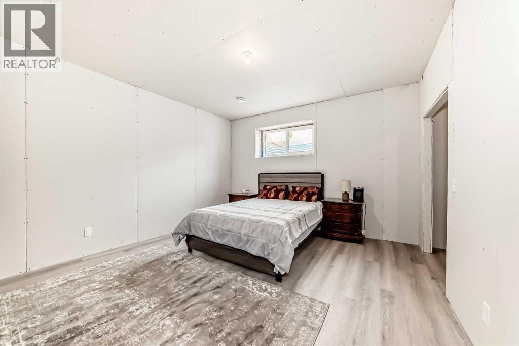 18 North Bridges Garden, Langdon, Alberta  T0J 1X3 - Photo 41 - A2342674