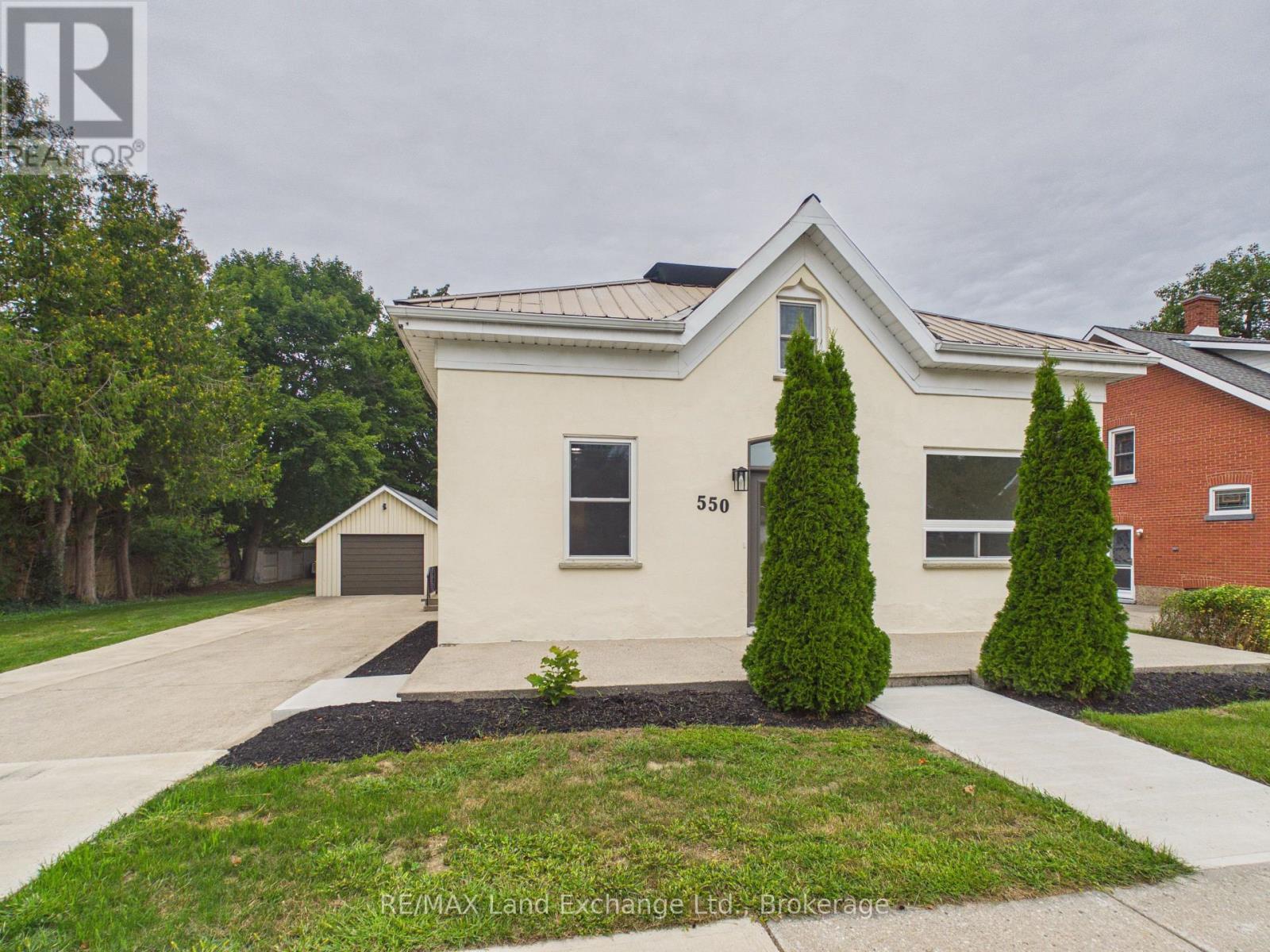 550 Queen Street, Kincardine, Ontario  N2Z 2H9 - Photo 2 - X13748168