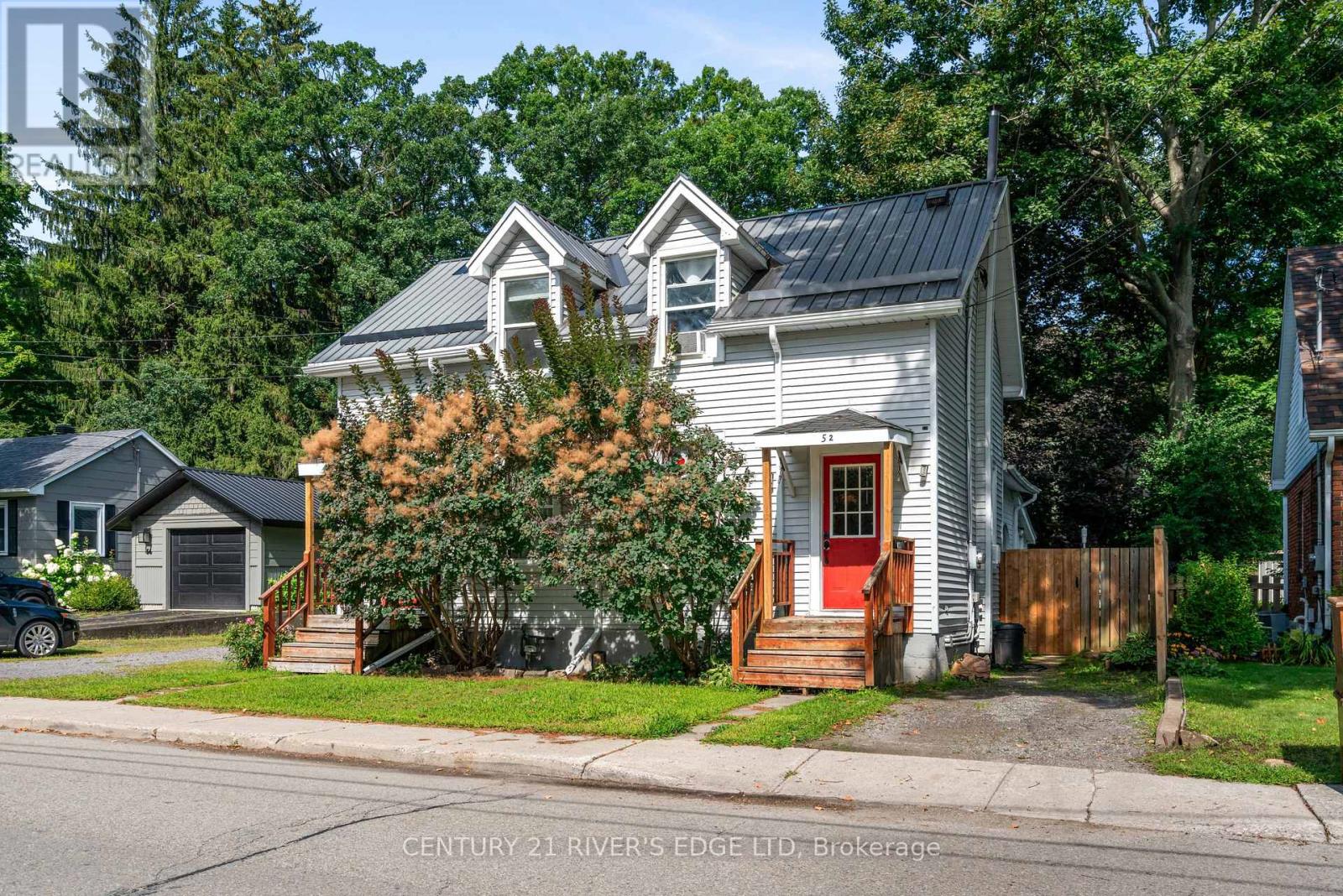 54 Hartley Street, Brockville, Ontario K6V 3N5 - Photo 3 - X13748166