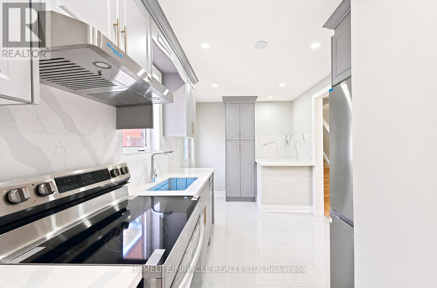 21 Sanagan Road, Toronto, Ontario  M9V 1R7 - Photo 12 - W13746904