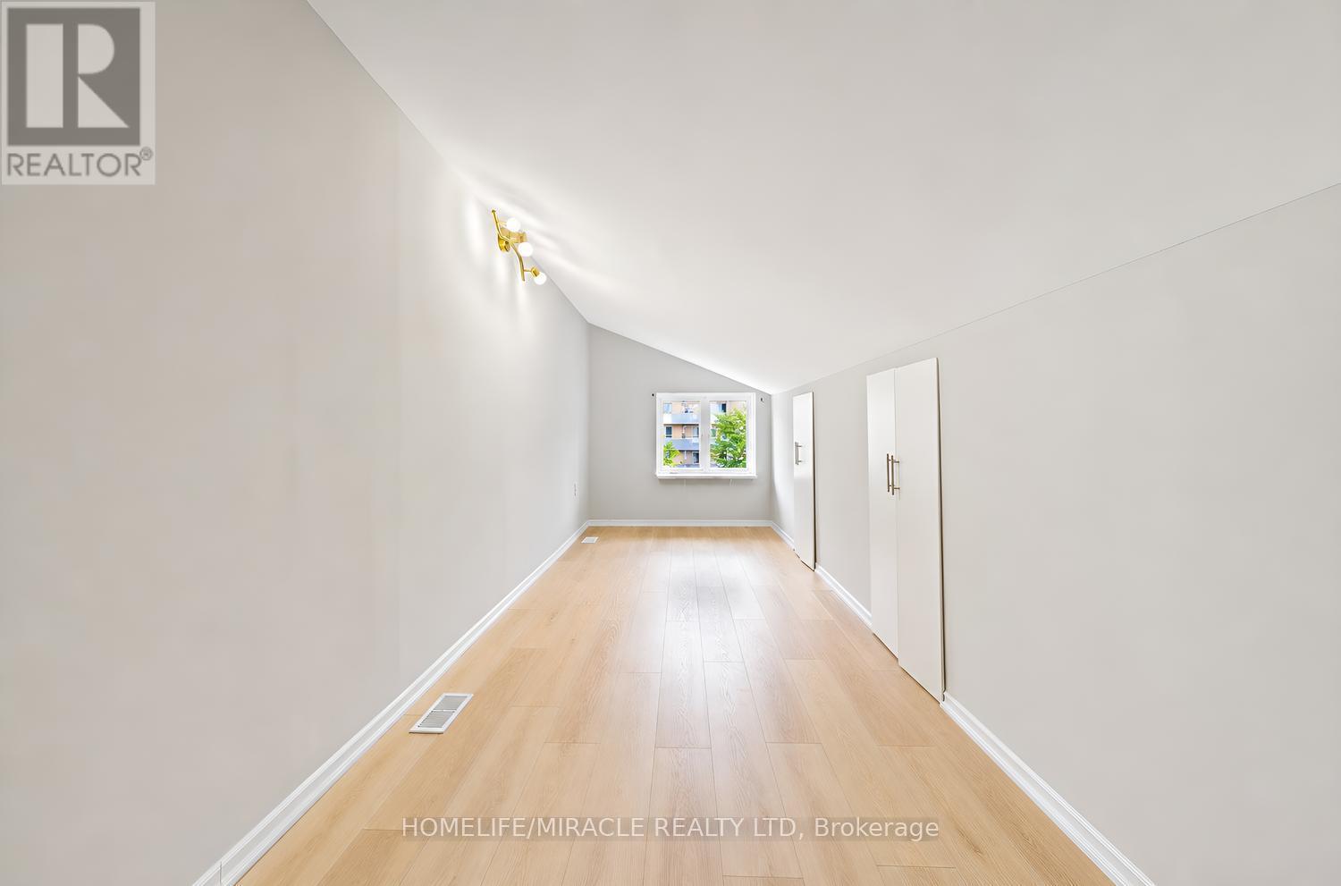 21 Sanagan Road, Toronto, Ontario  M9V 1R7 - Photo 25 - W13746904
