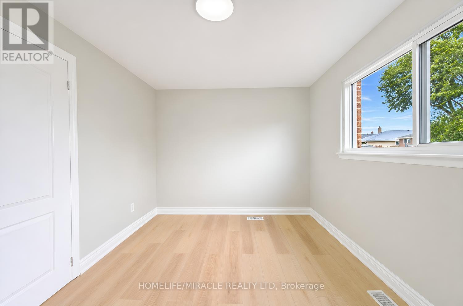 21 Sanagan Road, Toronto, Ontario  M9V 1R7 - Photo 20 - W13746904