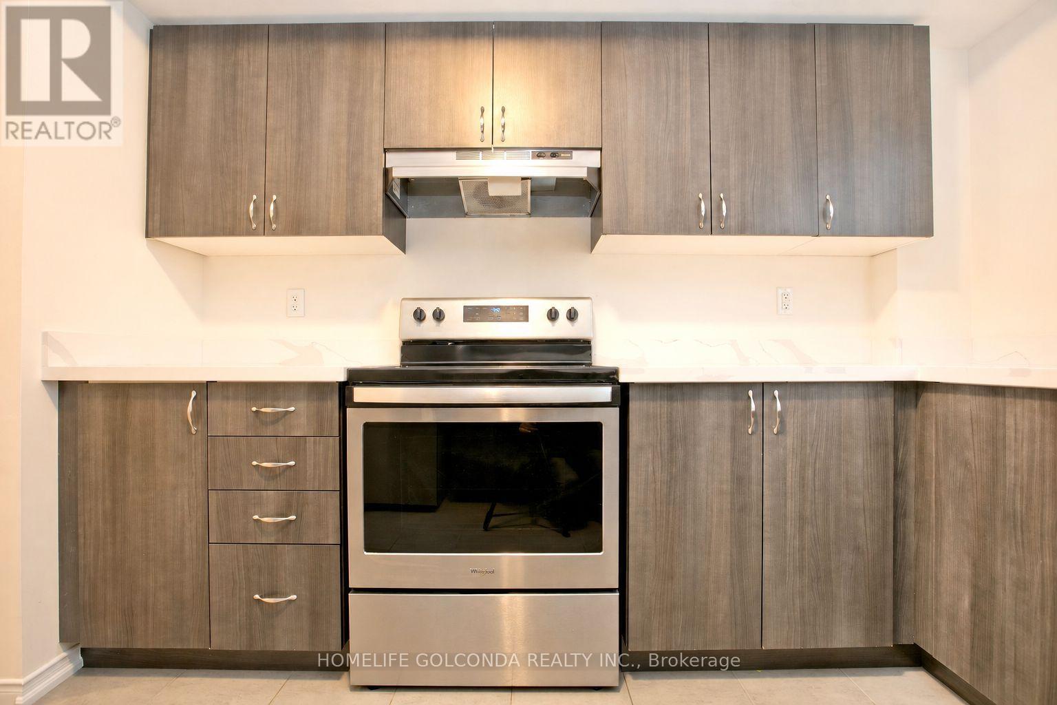 2706 Deputy Minister Path, Oshawa, Ontario  L1L 0M7 - Photo 5 - E13748144