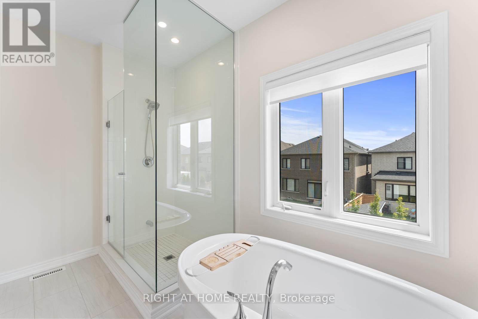 42 Alistair Crescent, Vaughan, Ontario  L4H 4T7 - Photo 29 - N13737526