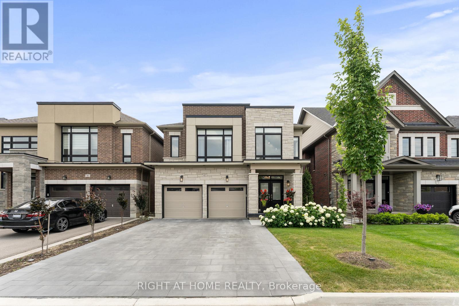 42 Alistair Crescent, Vaughan, Ontario  L4H 4T7 - Photo 6 - N13737526