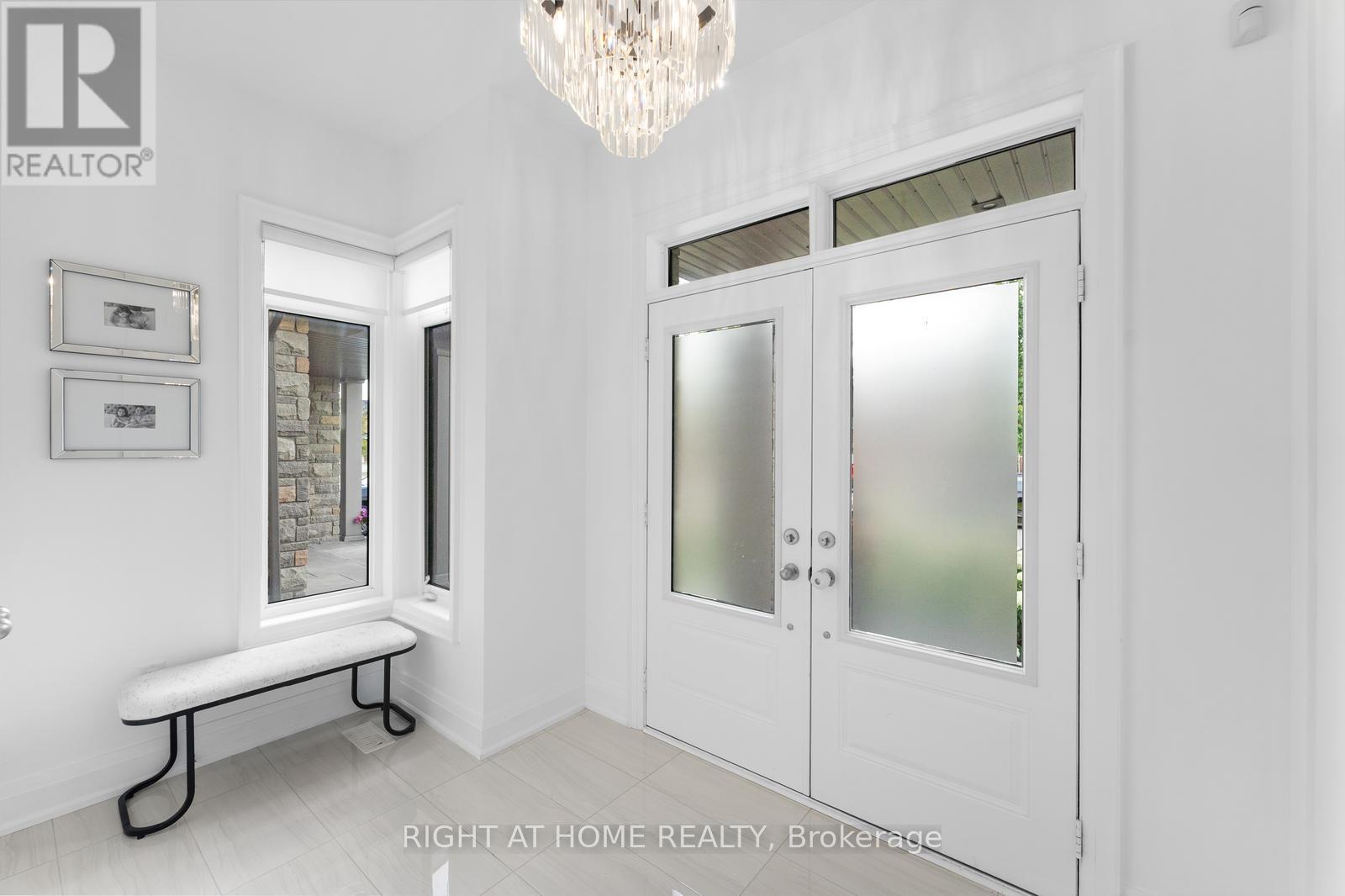 42 Alistair Crescent, Vaughan, Ontario  L4H 4T7 - Photo 9 - N13737526