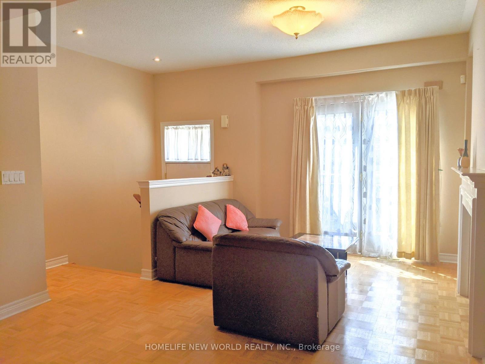 38 - 9133 Bayview Avenue, Richmond Hill, Ontario L4B 4C5 - Photo 6 - N13748150