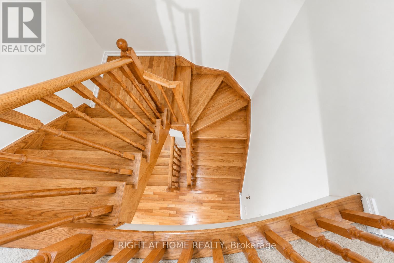 2164 Fiddlers Way, Oakville, Ontario  L6M 0M4 - Photo 17 - W13748130