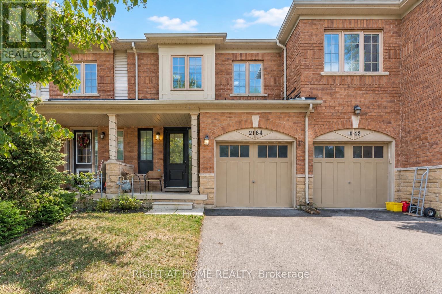 2164 Fiddlers Way, Oakville, Ontario  L6M 0M4 - Photo 2 - W13748130