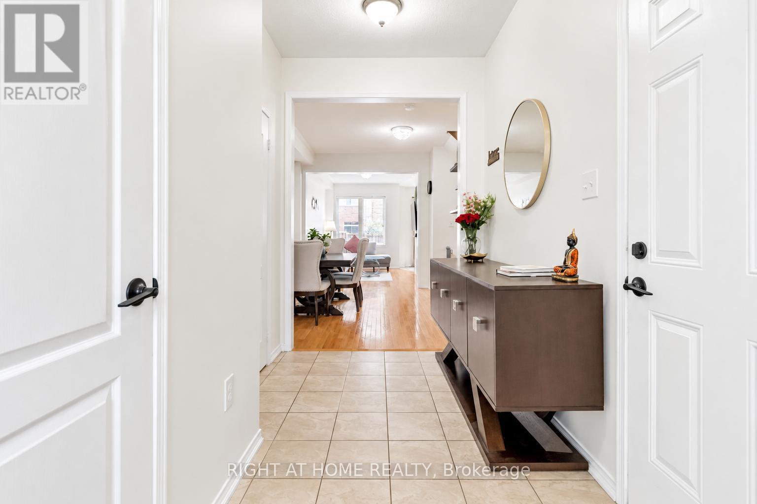 2164 Fiddlers Way, Oakville, Ontario  L6M 0M4 - Photo 5 - W13748130