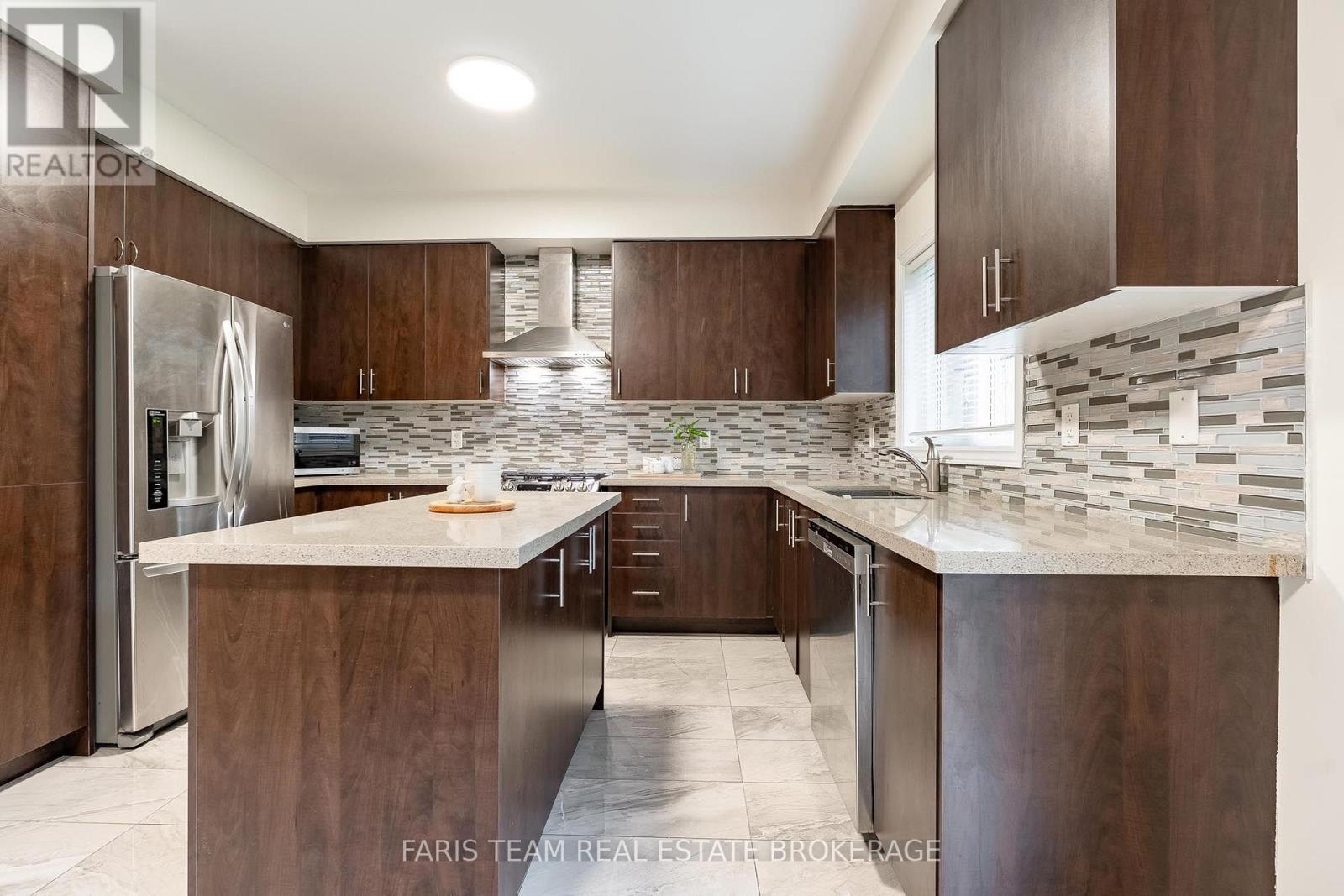 1284 Harrington Street, Innisfil, Ontario  L0L 1W0 - Photo 7 - N13745086