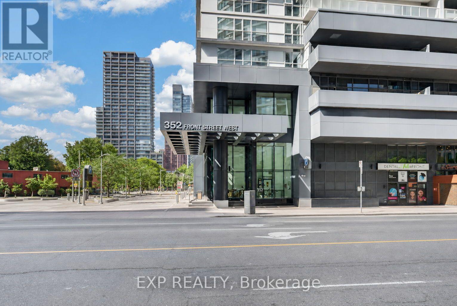 1916 - 352 Front Street W, Toronto, Ontario  M5V 0K3 - Photo 2 - C13748208