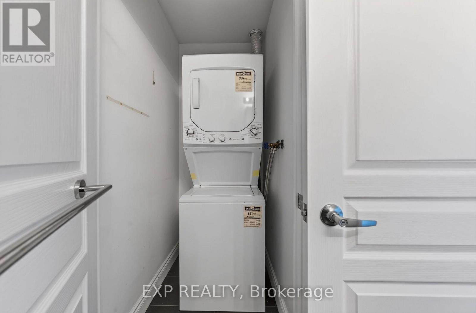 1916 - 352 Front Street W, Toronto, Ontario  M5V 0K3 - Photo 6 - C13748208