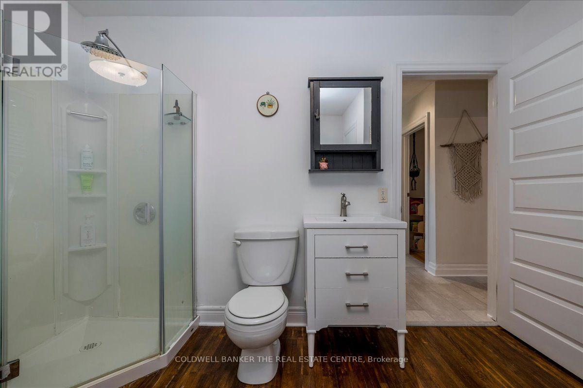 18 Agnes Street, Barrie, Ontario  L4M 2S2 - Photo 11 - S13748086
