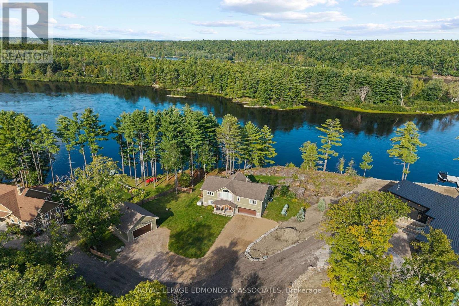 103b Carriage Landing Road, Horton, Ontario  K0J 1Y0 - Photo 2 - X13748230