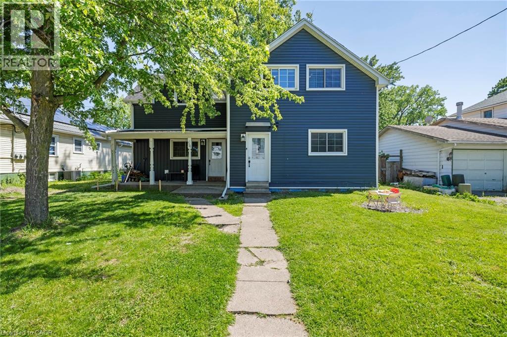 54 E CHESTNUT Street E, St. Catharines, Ontario