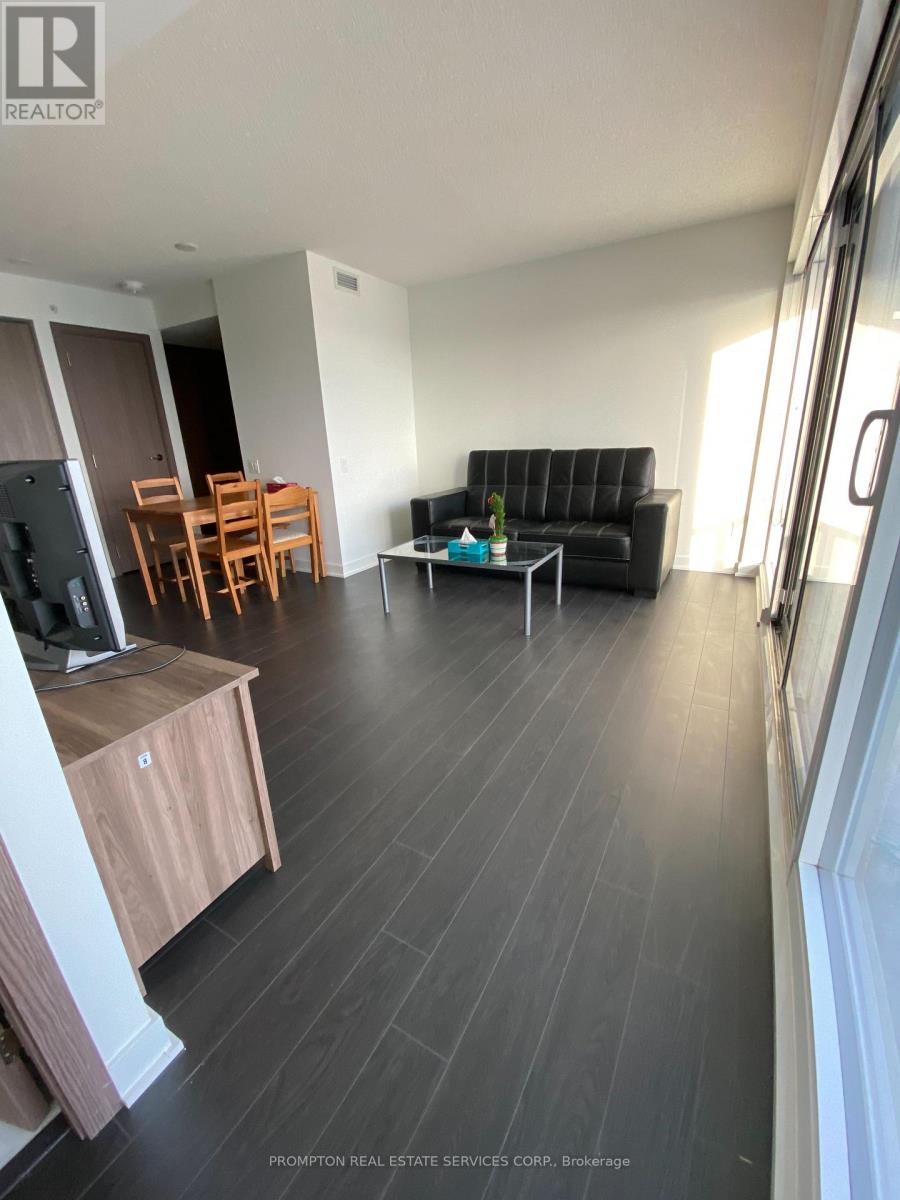 1702 - 17 Bathurst Street, Toronto, Ontario  M5V 0N1 - Photo 4 - C13748218