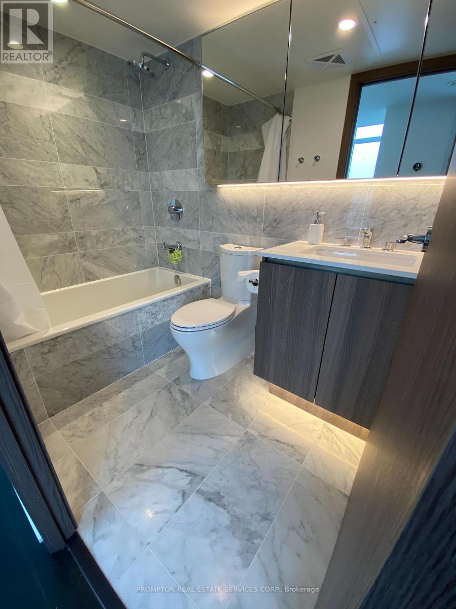 1702 - 17 Bathurst Street, Toronto, Ontario  M5V 0N1 - Photo 9 - C13748218