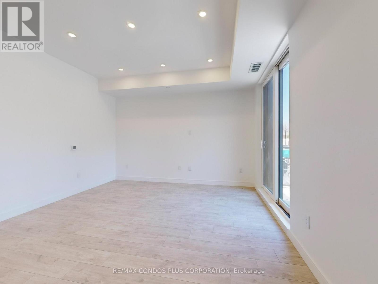 5 - 170 Clonmore Drive, Toronto, Ontario  M1N 0B9 - Photo 3 - E13748220