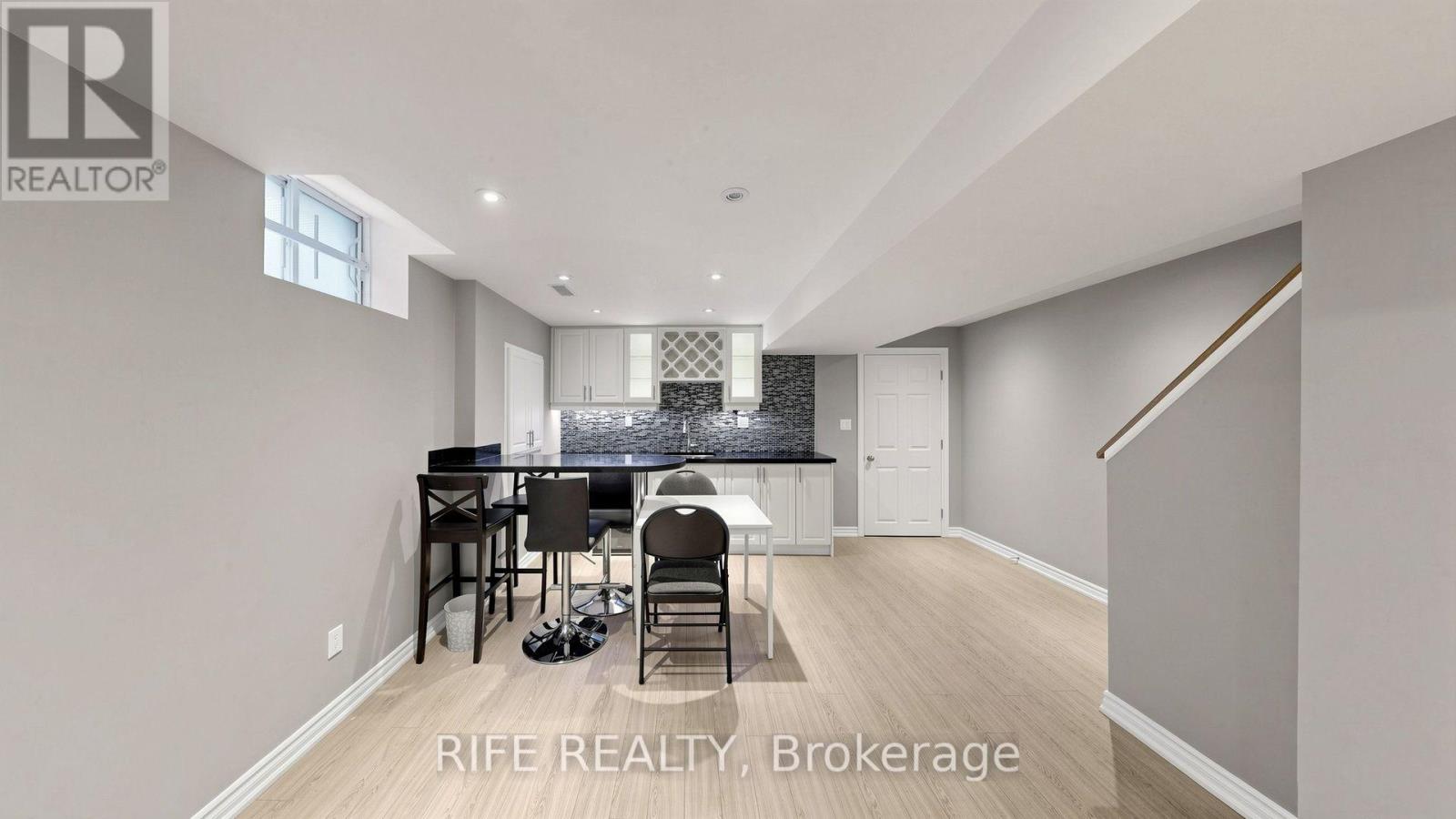 100 Castlemore Avenue, Markham, Ontario  L6C 2N5 - Photo 30 - N13748216