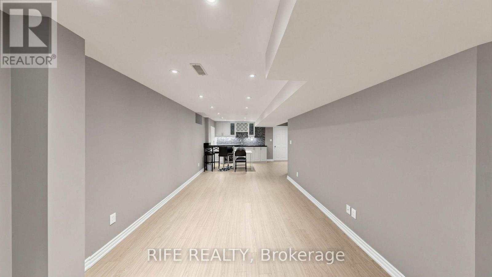 100 Castlemore Avenue, Markham, Ontario  L6C 2N5 - Photo 35 - N13748216