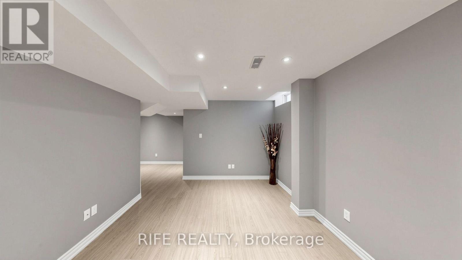 100 Castlemore Avenue, Markham, Ontario  L6C 2N5 - Photo 36 - N13748216