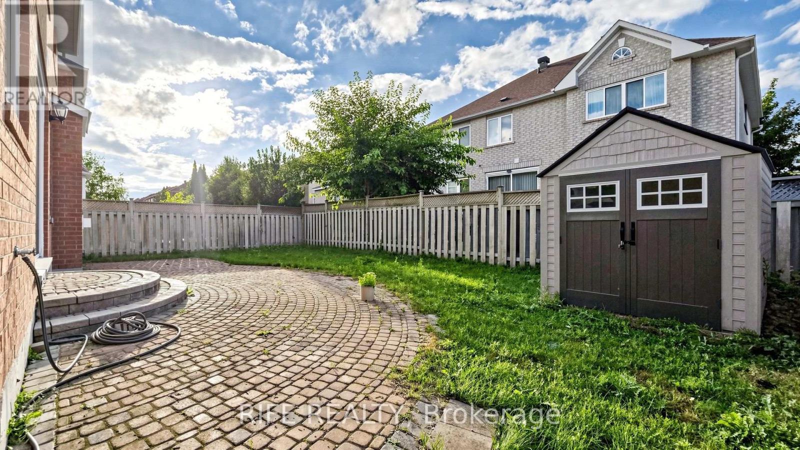 100 Castlemore Avenue, Markham, Ontario  L6C 2N5 - Photo 39 - N13748216