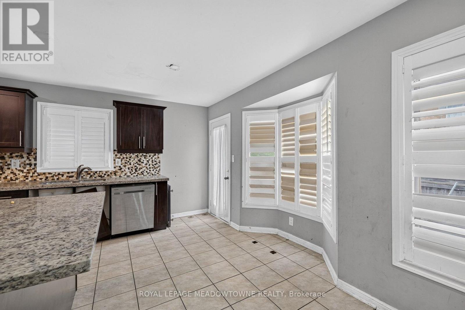 928 Raftis Crescent, Milton, Ontario  L9T 6Z2 - Photo 16 - W13748234