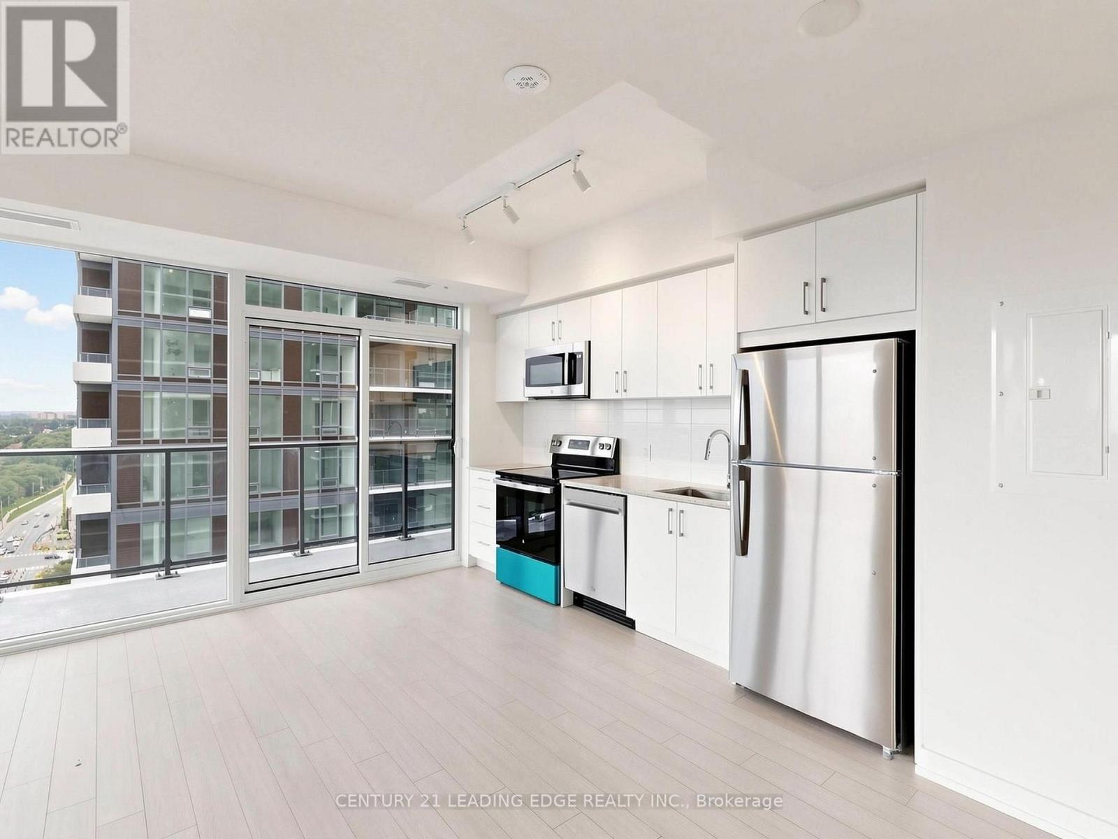 2015 - 4010 Eglinton Avenue W, Toronto, Ontario  M9A 0G5 - Photo 10 - W13740476