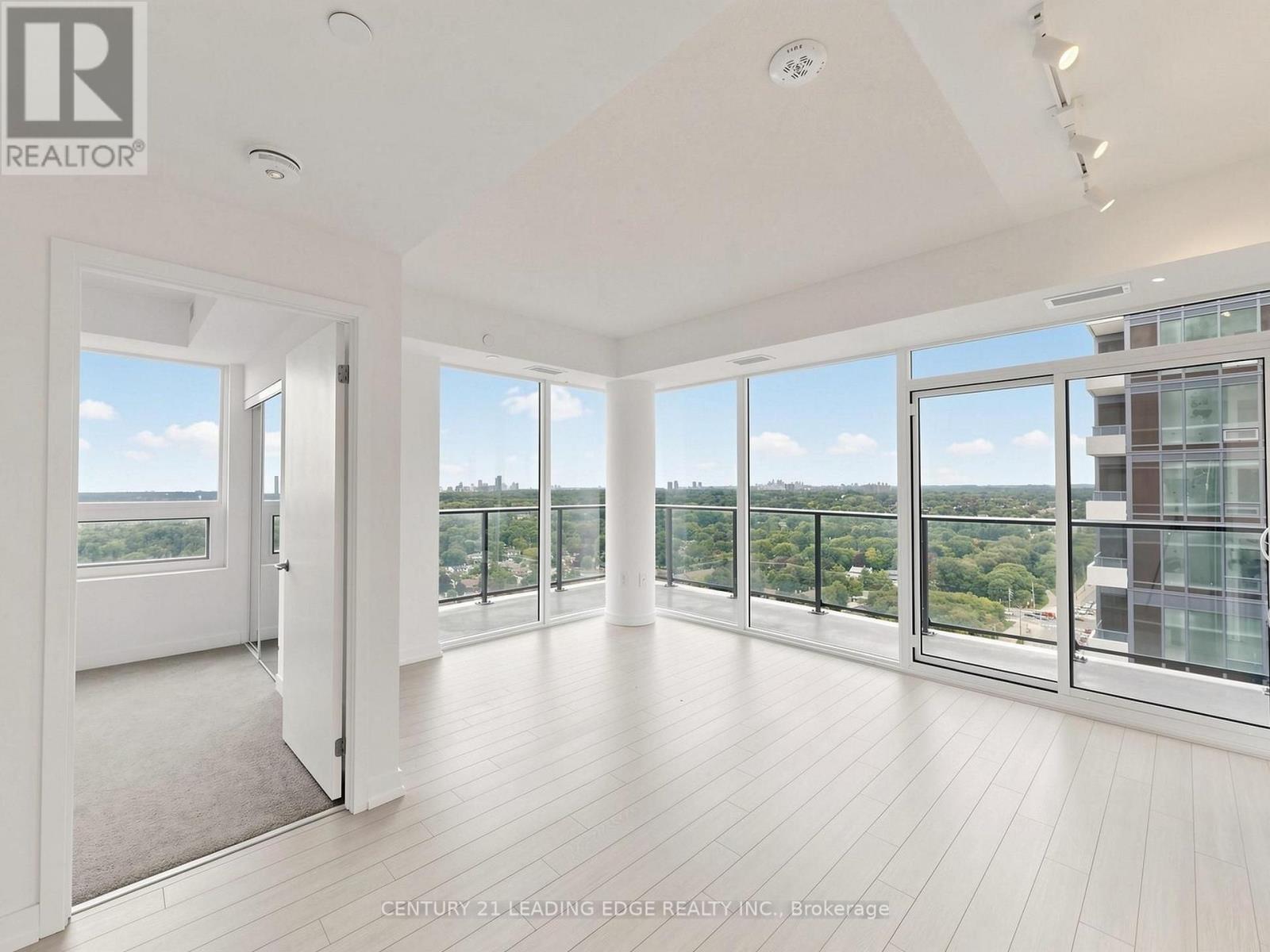 2015 - 4010 Eglinton Avenue W, Toronto, Ontario  M9A 0G5 - Photo 12 - W13740476
