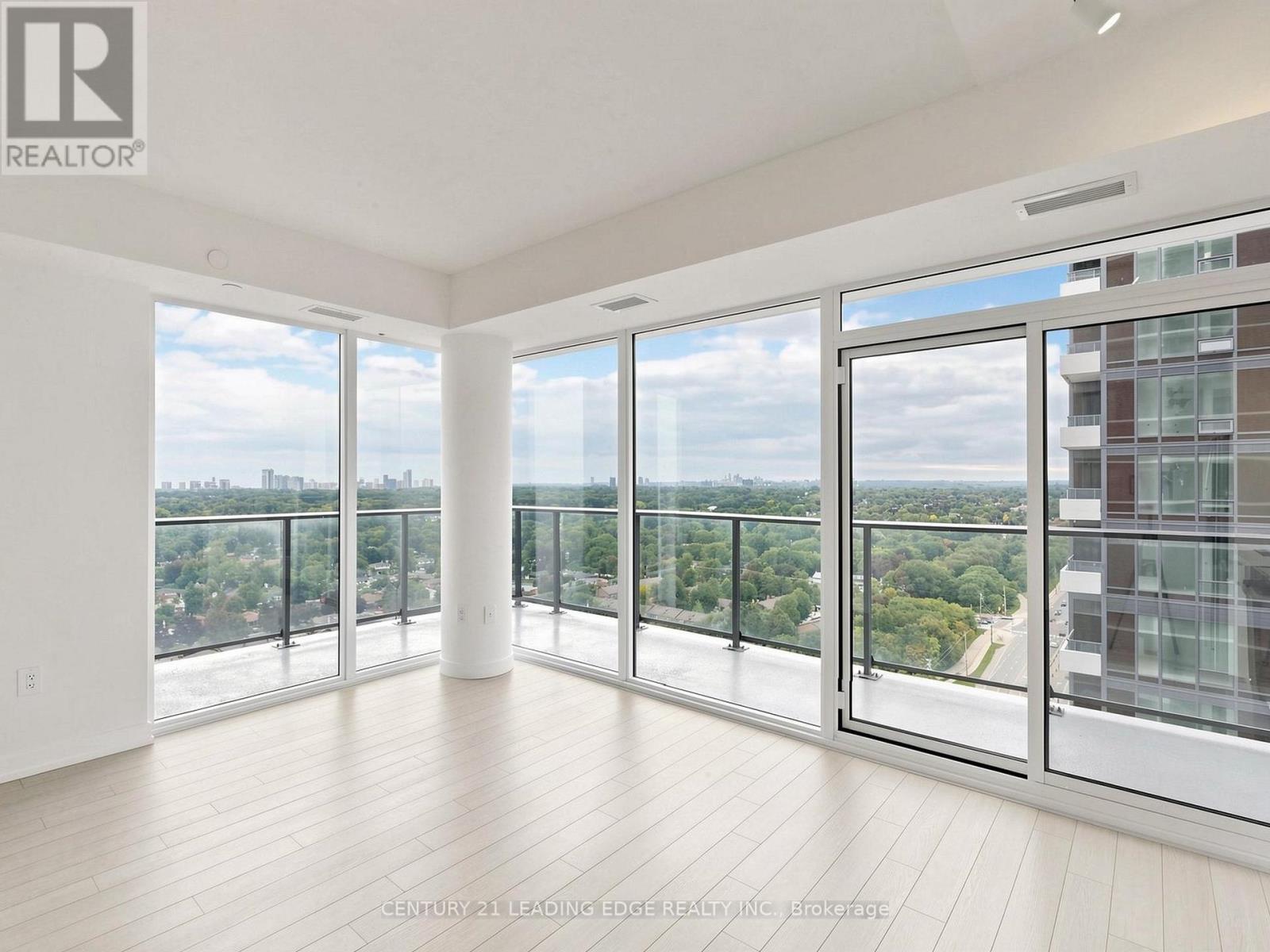2015 - 4010 Eglinton Avenue W, Toronto, Ontario  M9A 0G5 - Photo 6 - W13740476