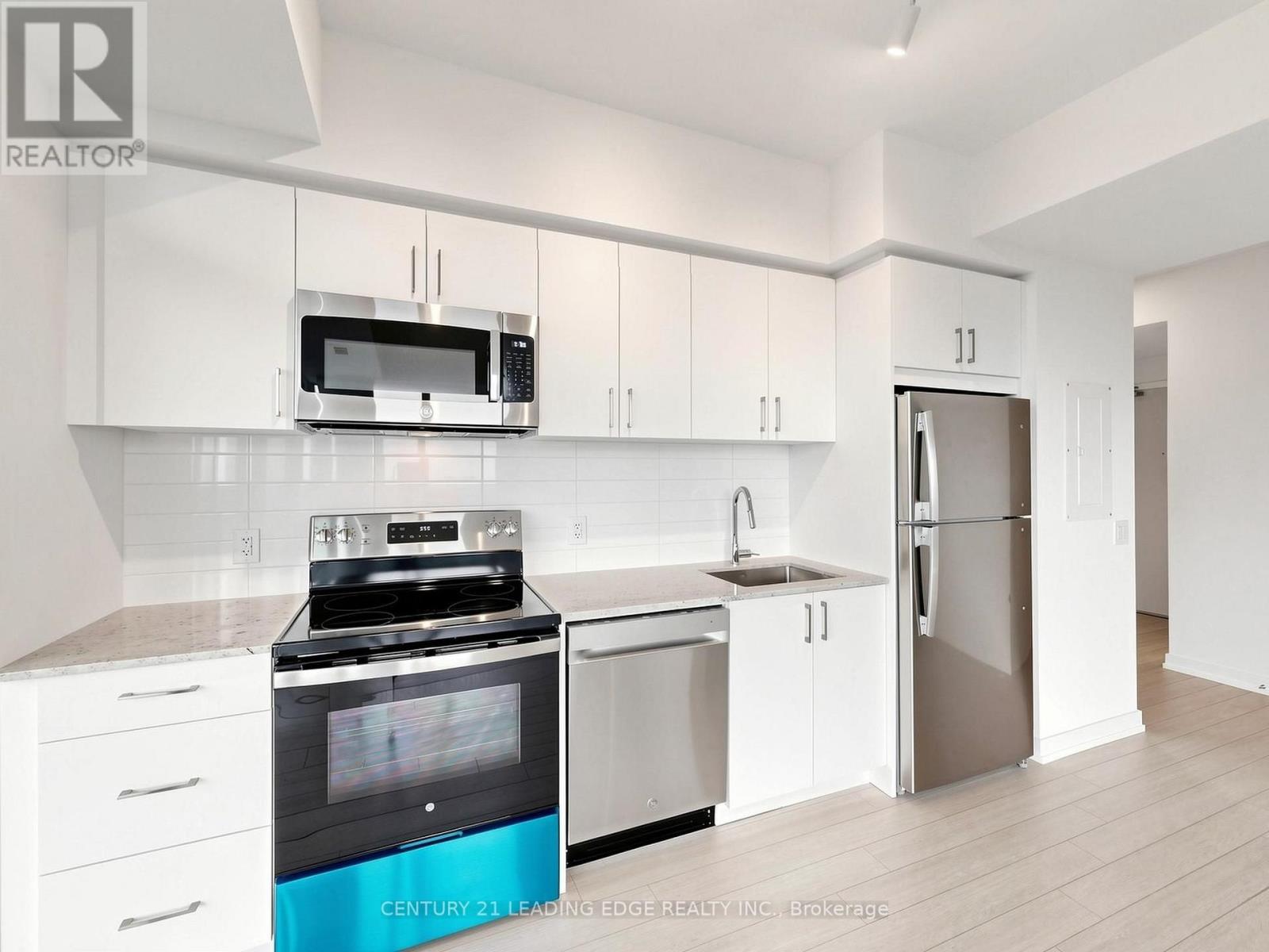 2015 - 4010 Eglinton Avenue W, Toronto, Ontario  M9A 0G5 - Photo 11 - W13740476