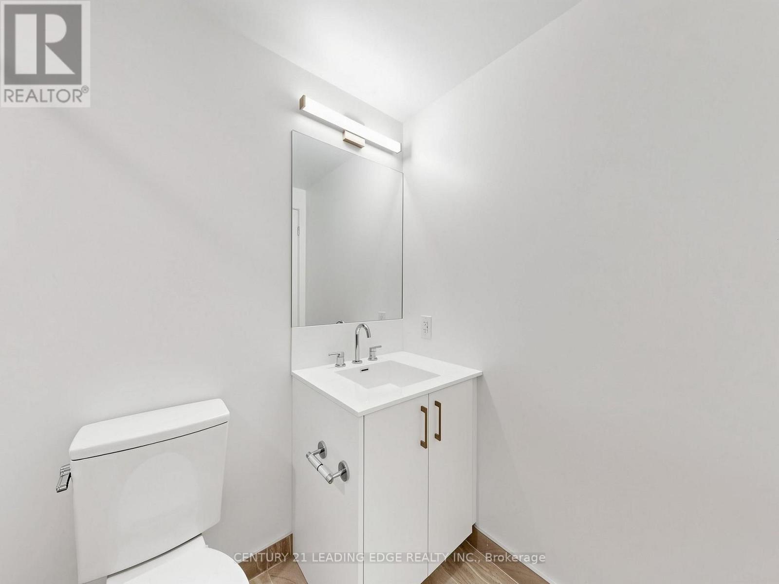 2015 - 4010 Eglinton Avenue W, Toronto, Ontario  M9A 0G5 - Photo 19 - W13740476