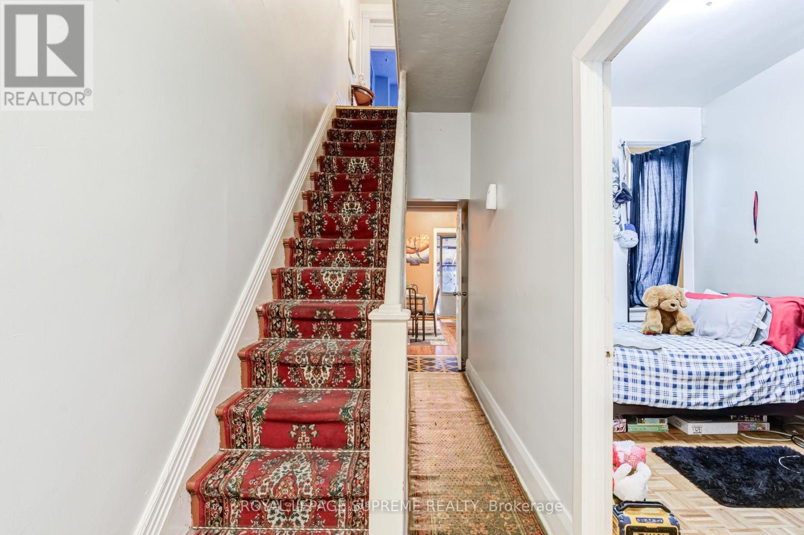 238 Brock Avenue, Toronto, Ontario  M6K 2M2 - Photo 9 - C13744362