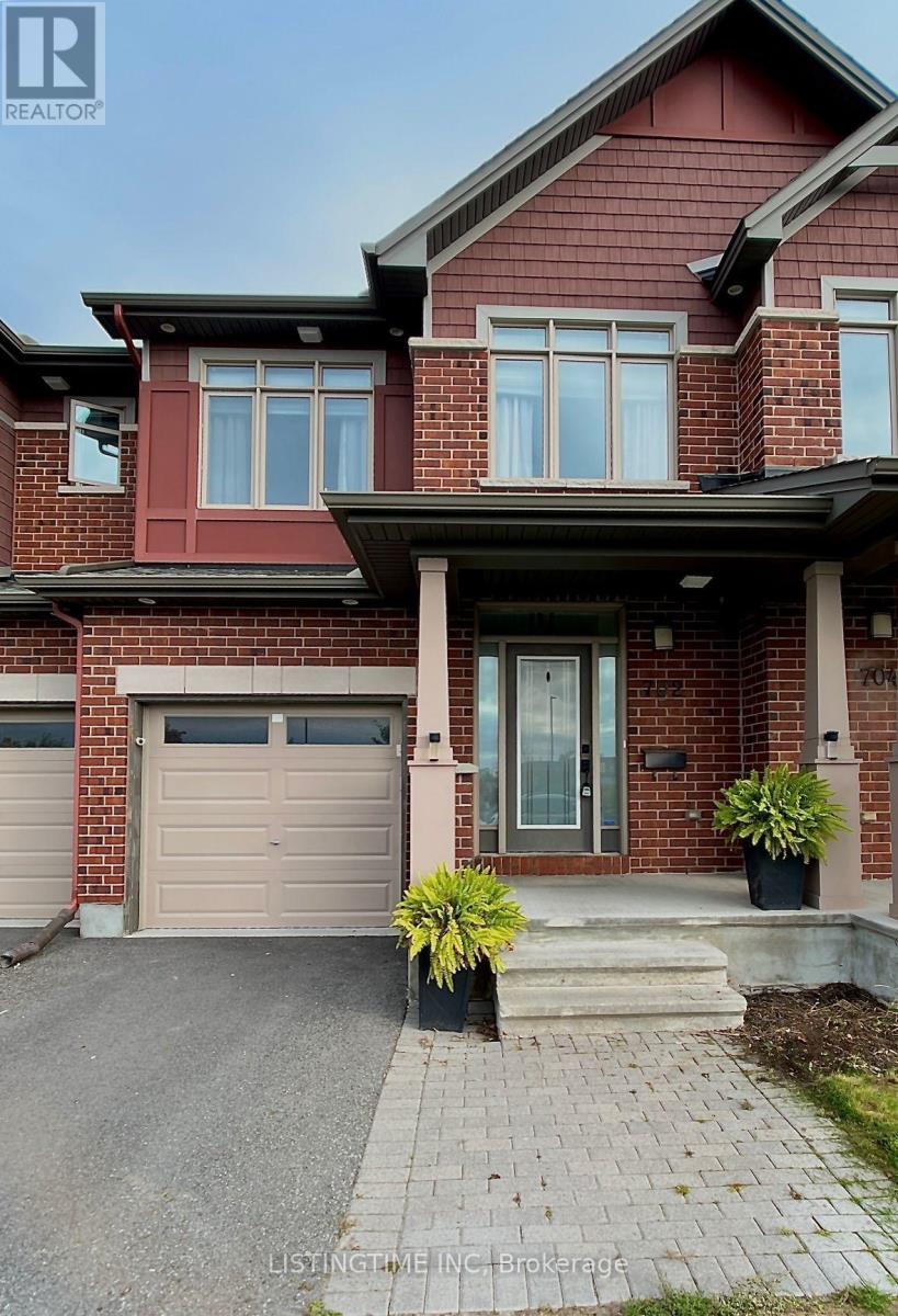 702 BRIAN GOOD AVENUE, Ottawa, Ontario