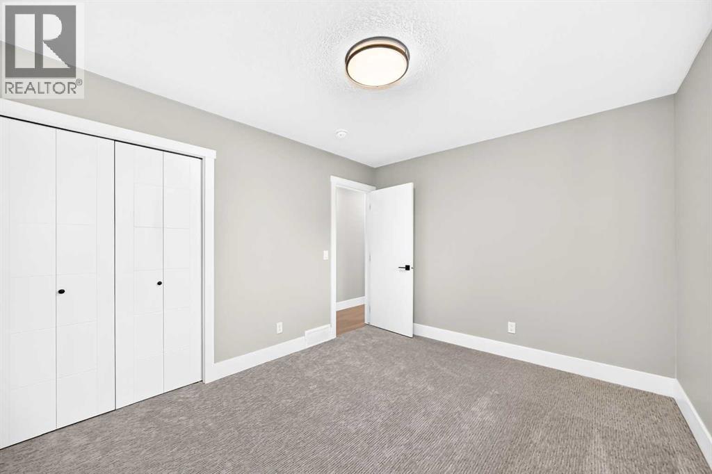 635 104 Avenue SW, Calgary, Alberta  T2W 0A4 - Photo 24 - A2342797