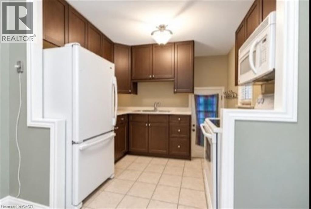 74 Scrimger Avenue, Cambridge, Ontario  N1R 4W3 - Photo 3 - 40857785