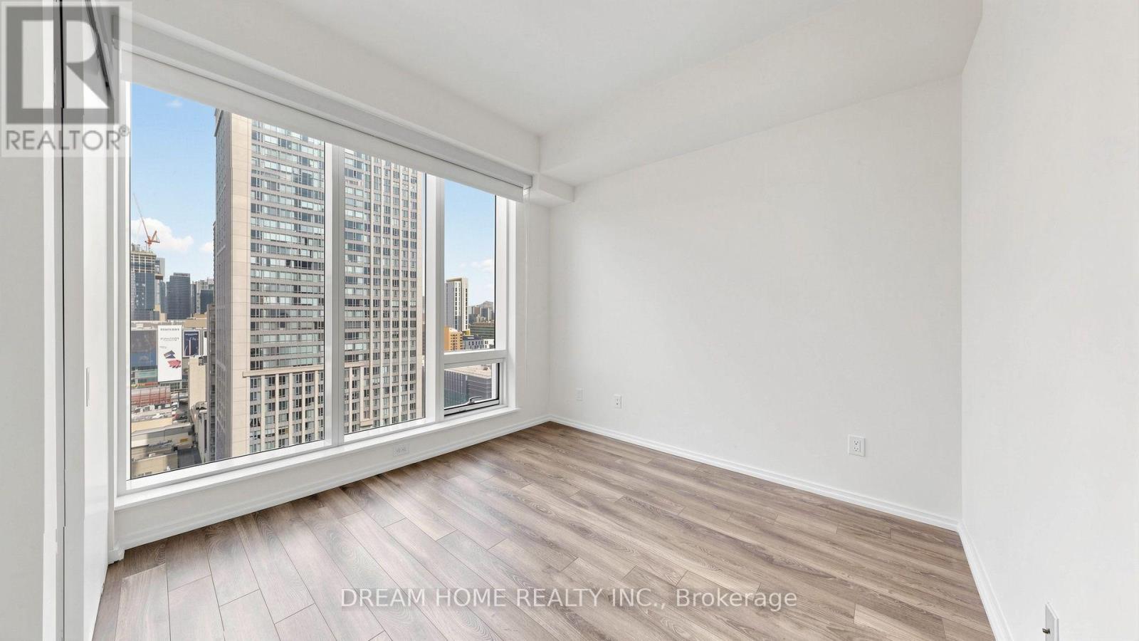 1701 - 197 Yonge St Street, Toronto, Ontario  M5B 0C1 - Photo 25 - C13748324